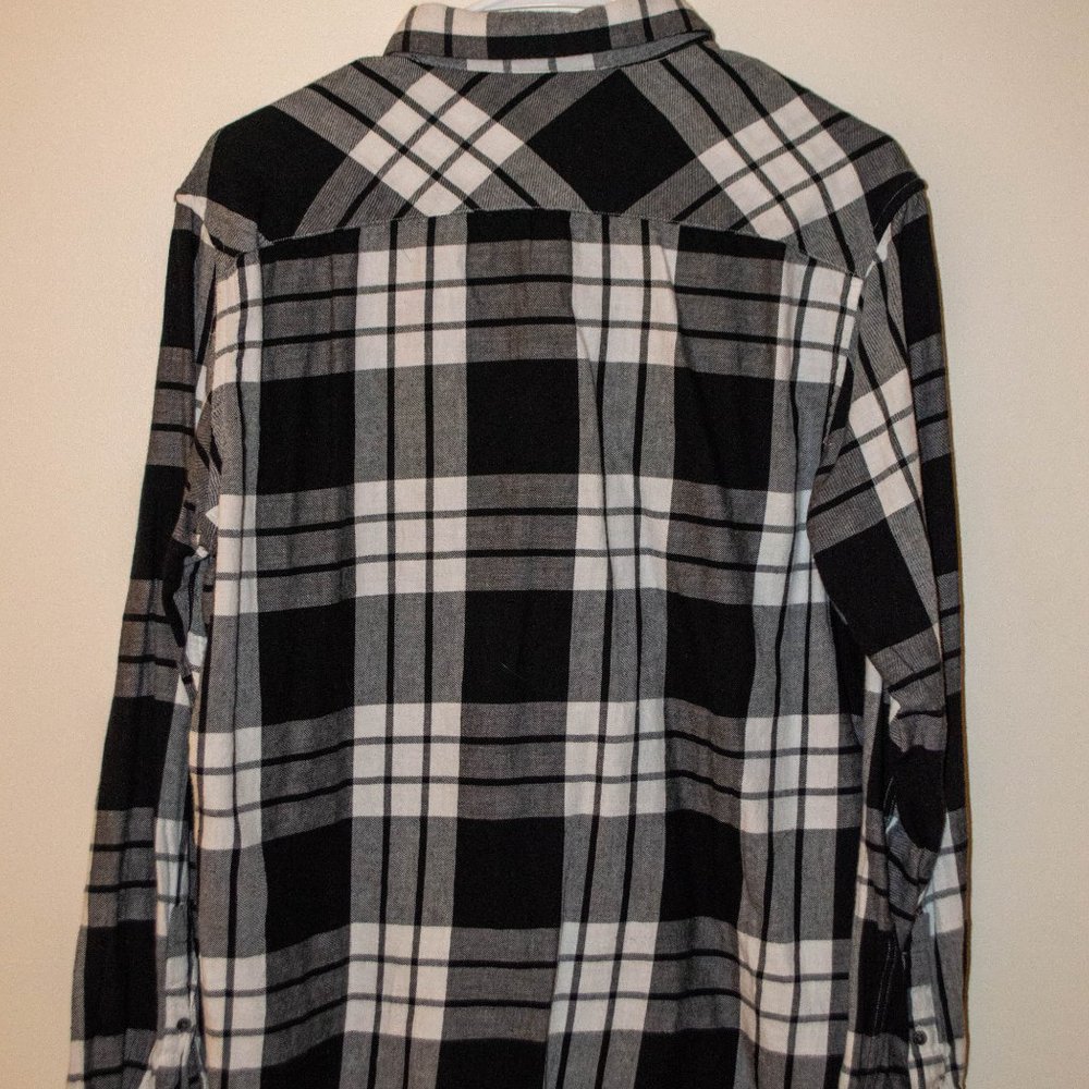 H&M Flannel - Picture 3 of 3